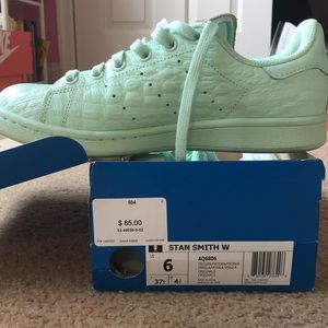 Adidas Women’s Stan Smith